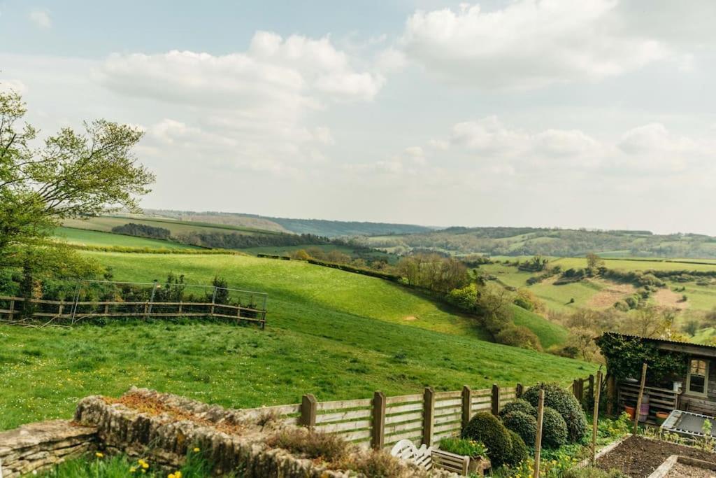 Romantic Country Annex With Views - 10 Min To Bath Cold Ashton Екстериор снимка