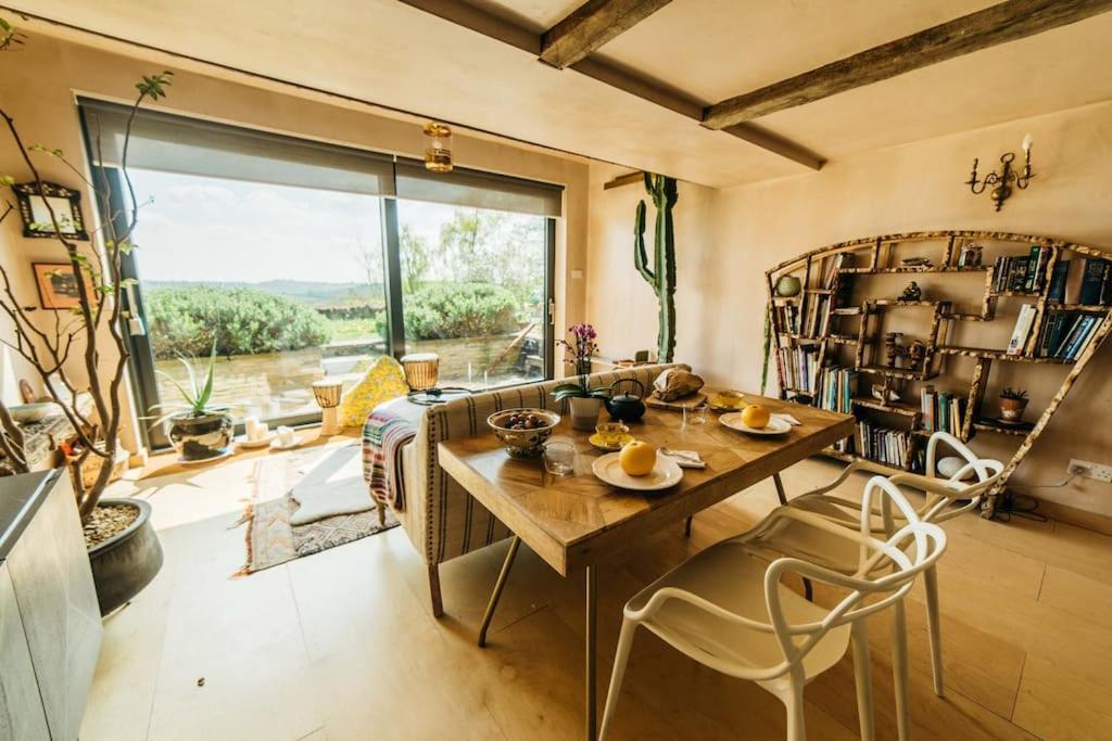 Romantic Country Annex With Views - 10 Min To Bath Cold Ashton Екстериор снимка
